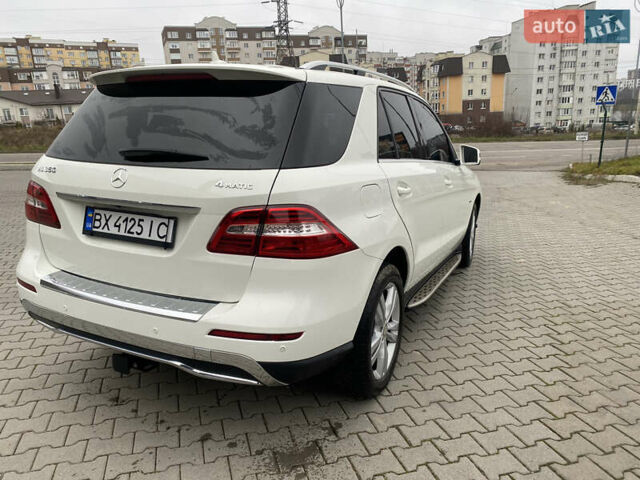 Білий Мерседес М-Клас, об'ємом двигуна 3.5 л та пробігом 195 тис. км за 17550 $, фото 6 на Automoto.ua