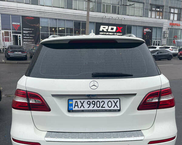 Білий Мерседес М-Клас, об'ємом двигуна 2.99 л та пробігом 165 тис. км за 20999 $, фото 74 на Automoto.ua