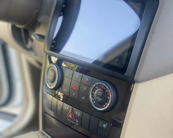 Білий Мерседес М-Клас, об'ємом двигуна 3 л та пробігом 144 тис. км за 14999 $, фото 27 на Automoto.ua