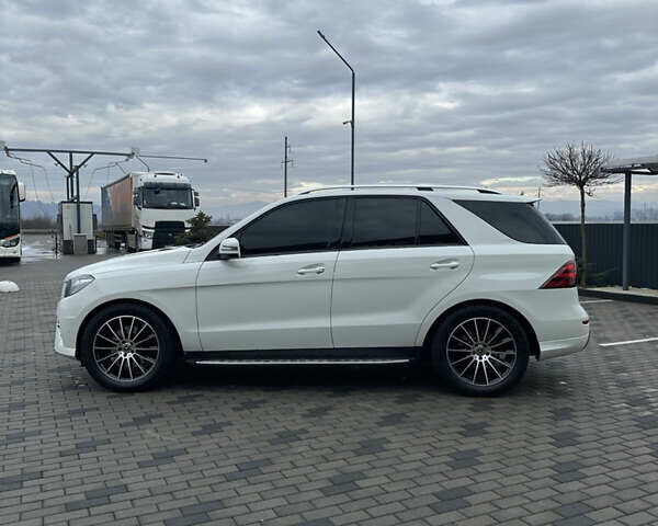 Білий Мерседес М-Клас, об'ємом двигуна 2.99 л та пробігом 200 тис. км за 23500 $, фото 6 на Automoto.ua