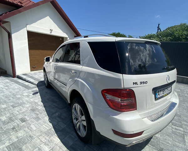 Белый Мерседес М-Класс, объемом двигателя 3 л и пробегом 211 тыс. км за 15600 $, фото 5 на Automoto.ua