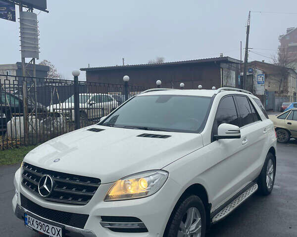 Білий Мерседес М-Клас, об'ємом двигуна 2.99 л та пробігом 165 тис. км за 20999 $, фото 64 на Automoto.ua