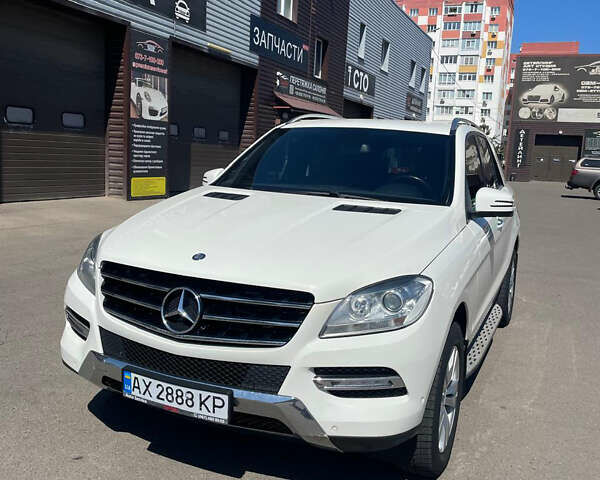 Белый Мерседес М-Класс, объемом двигателя 2.99 л и пробегом 165 тыс. км за 20999 $, фото 6 на Automoto.ua