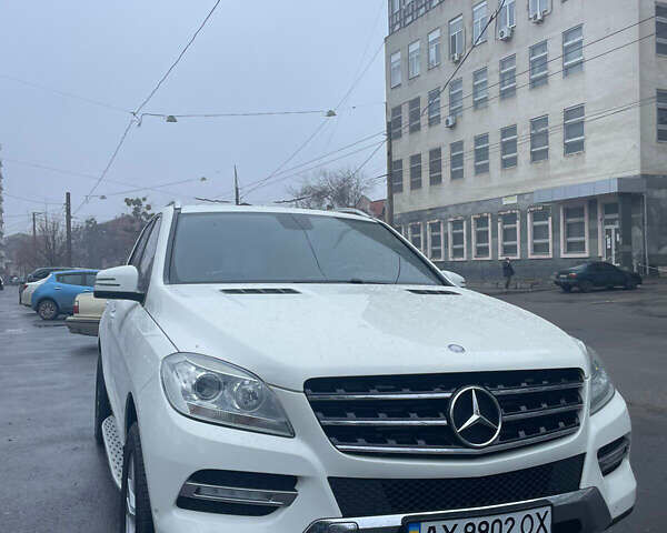 Білий Мерседес М-Клас, об'ємом двигуна 2.99 л та пробігом 165 тис. км за 20999 $, фото 43 на Automoto.ua