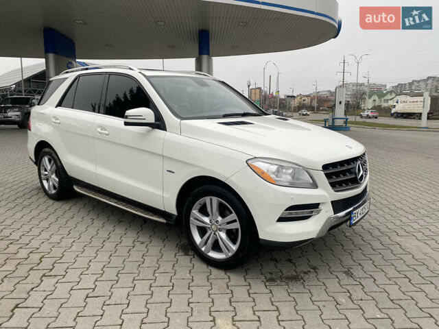 Білий Мерседес М-Клас, об'ємом двигуна 3.5 л та пробігом 195 тис. км за 17550 $, фото 10 на Automoto.ua