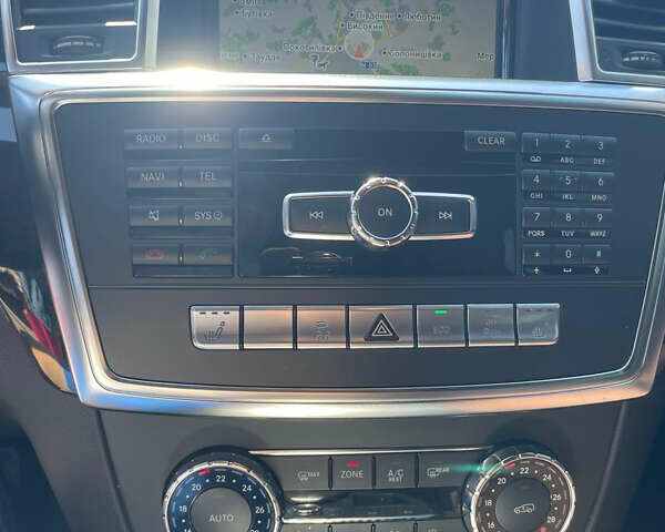 Білий Мерседес М-Клас, об'ємом двигуна 2.99 л та пробігом 165 тис. км за 20999 $, фото 86 на Automoto.ua