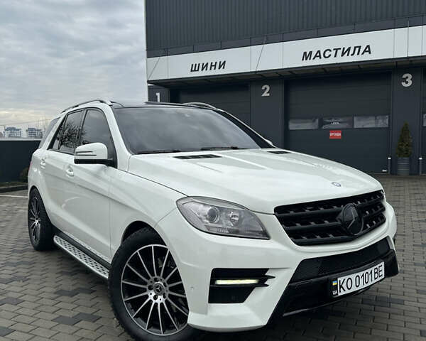 Білий Мерседес М-Клас, об'ємом двигуна 2.99 л та пробігом 200 тис. км за 23500 $, фото 3 на Automoto.ua