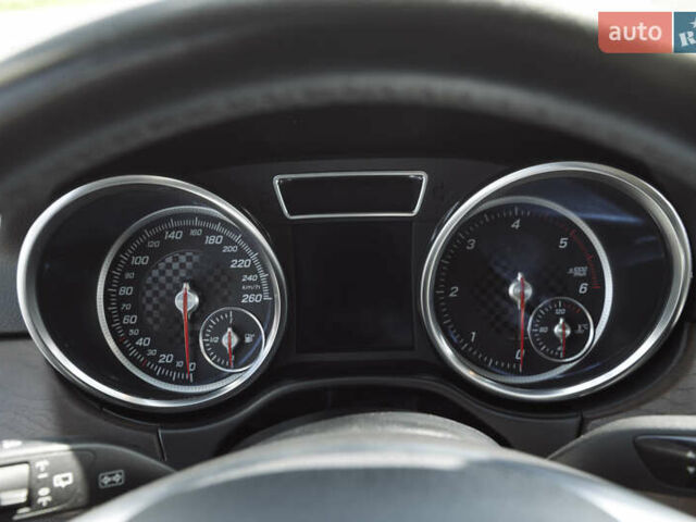 Белый Мерседес М-Класс, объемом двигателя 2.99 л и пробегом 193 тыс. км за 23000 $, фото 24 на Automoto.ua