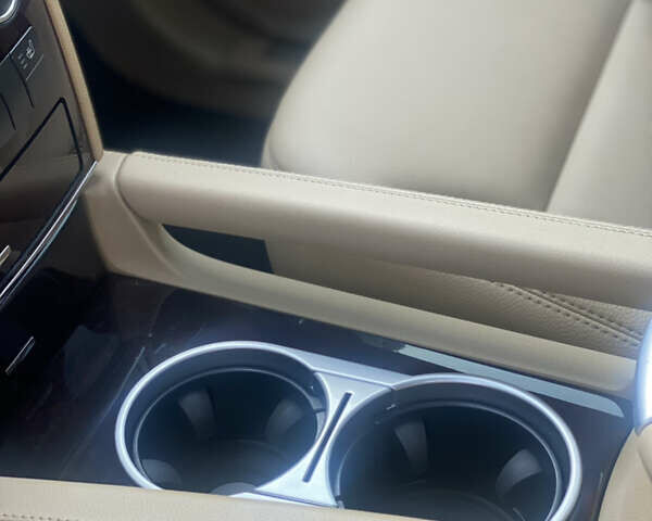 Білий Мерседес М-Клас, об'ємом двигуна 3 л та пробігом 144 тис. км за 14999 $, фото 18 на Automoto.ua