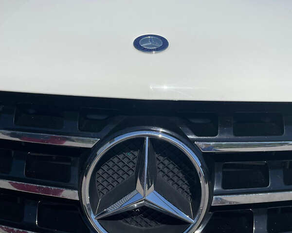 Білий Мерседес М-Клас, об'ємом двигуна 2.99 л та пробігом 165 тис. км за 20999 $, фото 89 на Automoto.ua