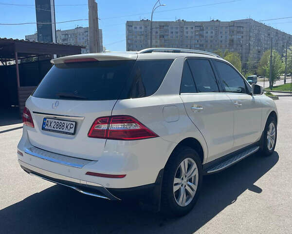 Білий Мерседес М-Клас, об'ємом двигуна 2.99 л та пробігом 165 тис. км за 20999 $, фото 80 на Automoto.ua