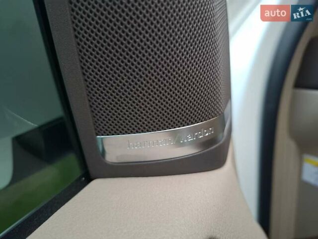 Білий Мерседес М-Клас, об'ємом двигуна 3 л та пробігом 270 тис. км за 17500 $, фото 13 на Automoto.ua