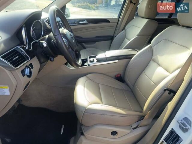 Белый Мерседес М-Класс, объемом двигателя 2.99 л и пробегом 198 тыс. км за 21800 $, фото 37 на Automoto.ua