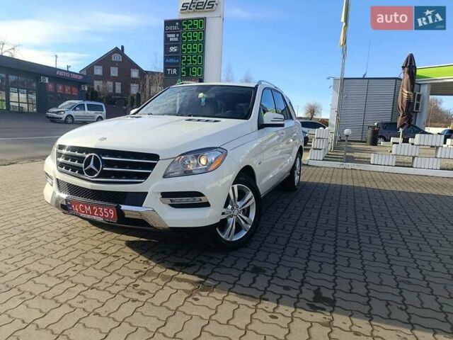 Белый Мерседес М-Класс, объемом двигателя 2.99 л и пробегом 198 тыс. км за 21800 $, фото 5 на Automoto.ua