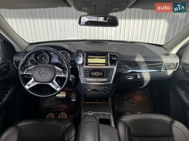 Білий Мерседес М-Клас, об'ємом двигуна 2.99 л та пробігом 202 тис. км за 24500 $, фото 22 на Automoto.ua