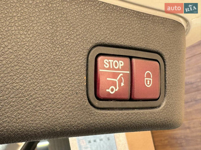 Білий Мерседес М-Клас, об'ємом двигуна 2.99 л та пробігом 261 тис. км за 20900 $, фото 41 на Automoto.ua