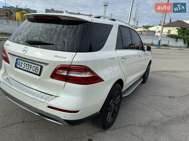 Білий Мерседес М-Клас, об'ємом двигуна 3.5 л та пробігом 245 тис. км за 17999 $, фото 18 на Automoto.ua