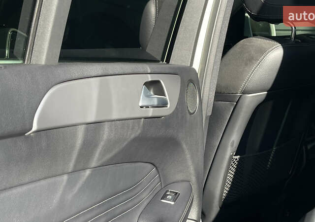 Белый Мерседес М-Класс, объемом двигателя 2.99 л и пробегом 156 тыс. км за 22900 $, фото 10 на Automoto.ua