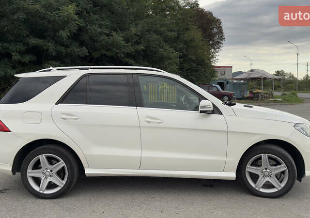 Белый Мерседес М-Класс, объемом двигателя 2.99 л и пробегом 281 тыс. км за 18550 $, фото 17 на Automoto.ua