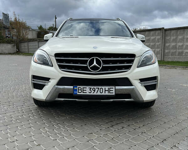 Мерседес М-Класс 2012 в Первомайск на Automoto.ua Белый Мерседес М-Класс, объемом двигателя 3 л и пробегом 220 тыс. км за 22888 $, фото 7 на Automoto.ua