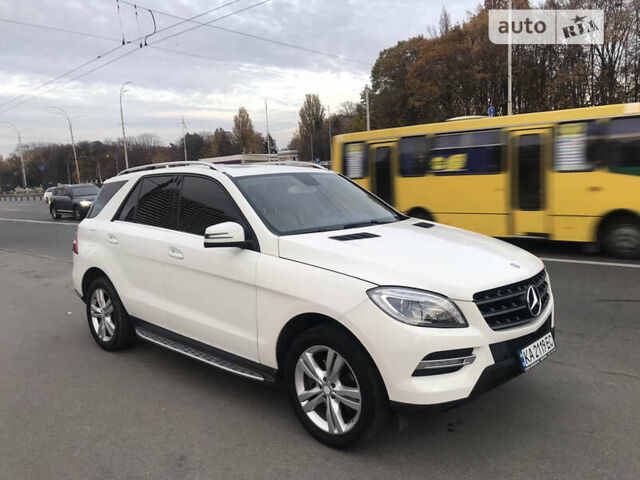 Білий Мерседес М-Клас, об'ємом двигуна 3.5 л та пробігом 185 тис. км за 18200 $, фото 2 на Automoto.ua