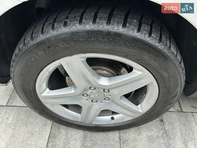 Білий Мерседес М-Клас, об'ємом двигуна 4.66 л та пробігом 160 тис. км за 17900 $, фото 26 на Automoto.ua