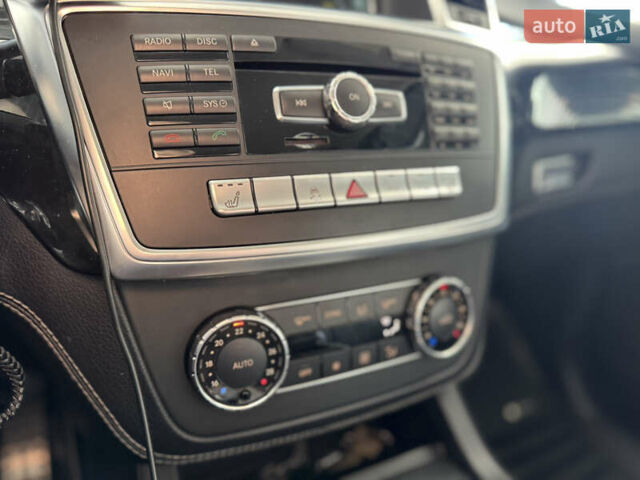 Білий Мерседес М-Клас, об'ємом двигуна 2.99 л та пробігом 202 тис. км за 24500 $, фото 12 на Automoto.ua