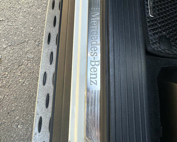 Білий Мерседес М-Клас, об'ємом двигуна 2.99 л та пробігом 201 тис. км за 27000 $, фото 11 на Automoto.ua