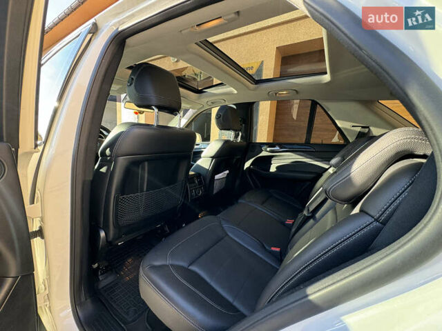 Білий Мерседес М-Клас, об'ємом двигуна 2.99 л та пробігом 261 тис. км за 20900 $, фото 22 на Automoto.ua