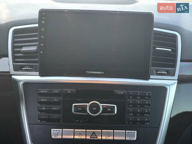 Мерседес М-Класс 2012 в Нововолынск на Automoto.ua Белый Мерседес М-Класс, объемом двигателя 3.5 л и пробегом 195 тыс. км за 20000 $, фото 15 на Automoto.ua