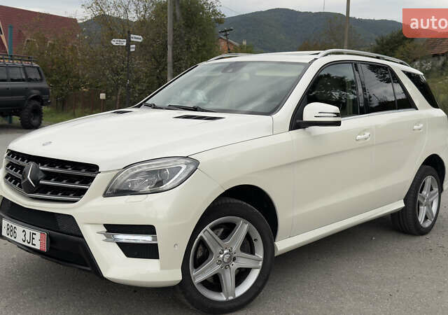 Белый Мерседес М-Класс, объемом двигателя 2.99 л и пробегом 281 тыс. км за 18550 $, фото 22 на Automoto.ua