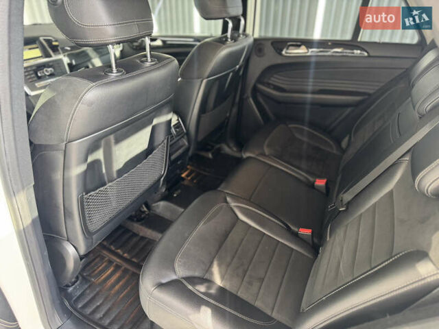 Білий Мерседес М-Клас, об'ємом двигуна 2.99 л та пробігом 202 тис. км за 24500 $, фото 23 на Automoto.ua