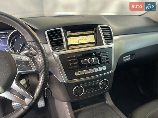 Белый Мерседес М-Класс, объемом двигателя 2.99 л и пробегом 156 тыс. км за 22900 $, фото 18 на Automoto.ua