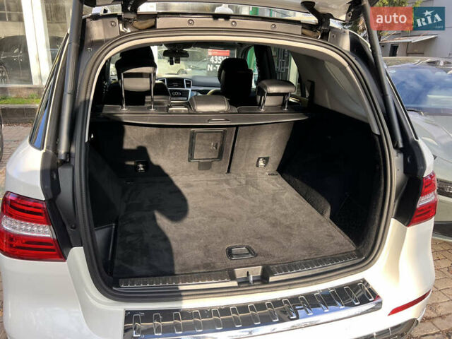 Білий Мерседес М-Клас, об'ємом двигуна 3.5 л та пробігом 142 тис. км за 17700 $, фото 10 на Automoto.ua