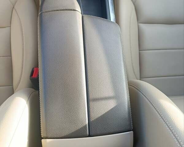 Белый Мерседес М-Класс, объемом двигателя 2.99 л и пробегом 198 тыс. км за 21800 $, фото 42 на Automoto.ua