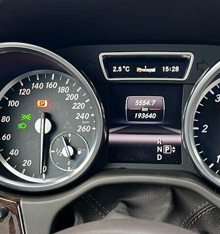 Білий Мерседес М-Клас, об'ємом двигуна 2.99 л та пробігом 194 тис. км за 22500 $, фото 34 на Automoto.ua