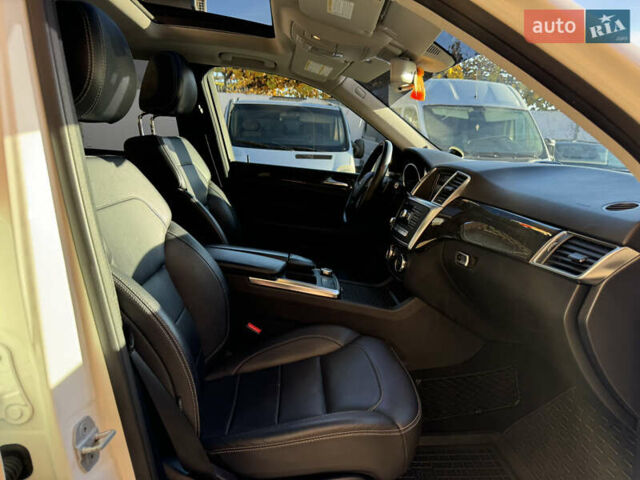 Білий Мерседес М-Клас, об'ємом двигуна 2.99 л та пробігом 261 тис. км за 20900 $, фото 27 на Automoto.ua