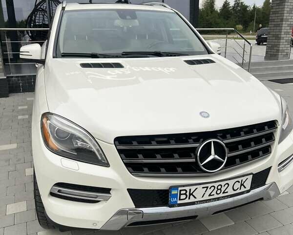 Білий Мерседес М-Клас, об'ємом двигуна 2.99 л та пробігом 220 тис. км за 19500 $, фото 12 на Automoto.ua
