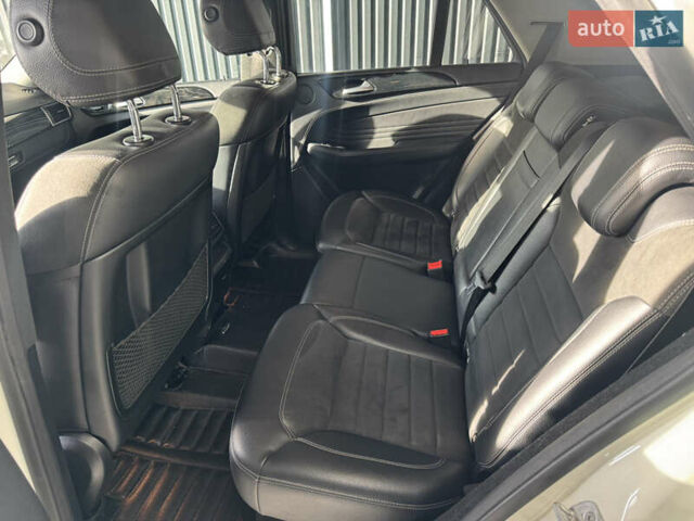 Білий Мерседес М-Клас, об'ємом двигуна 2.99 л та пробігом 202 тис. км за 24500 $, фото 27 на Automoto.ua