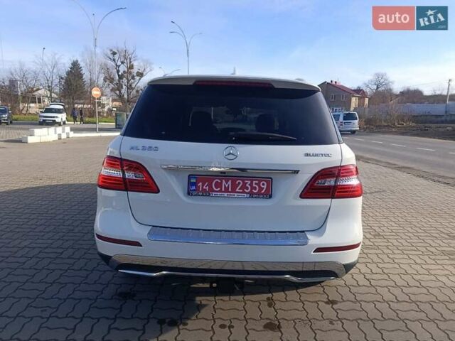 Белый Мерседес М-Класс, объемом двигателя 2.99 л и пробегом 198 тыс. км за 21800 $, фото 22 на Automoto.ua