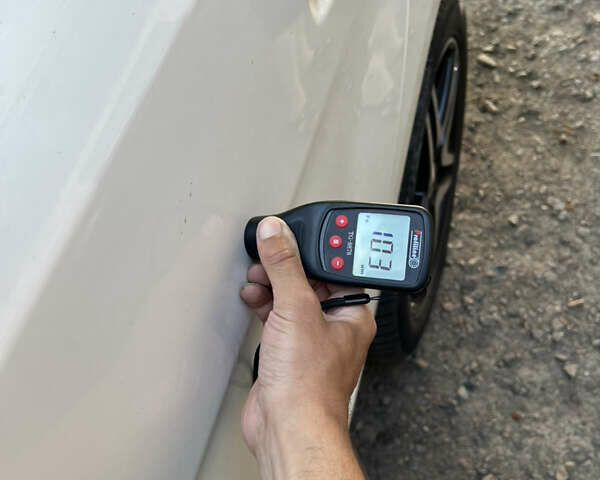 Белый Мерседес М-Класс, объемом двигателя 3 л и пробегом 139 тыс. км за 23999 $, фото 85 на Automoto.ua