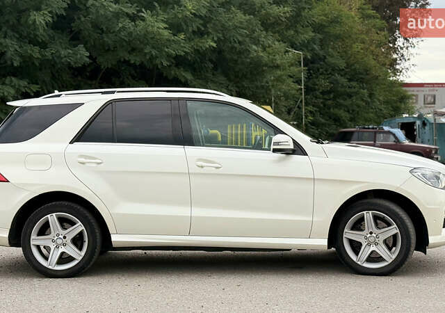 Белый Мерседес М-Класс, объемом двигателя 2.99 л и пробегом 281 тыс. км за 18550 $, фото 3 на Automoto.ua