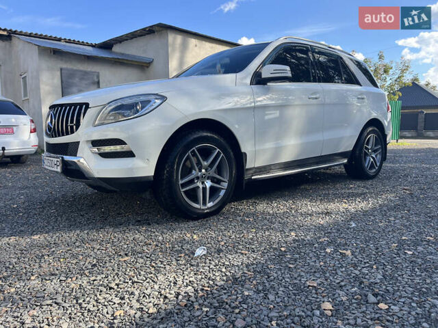 Белый Мерседес М-Класс, объемом двигателя 2.99 л и пробегом 248 тыс. км за 24500 $, фото 2 на Automoto.ua