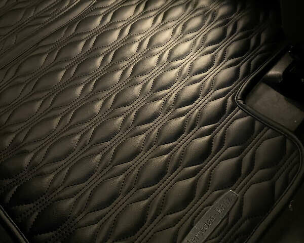 Белый Мерседес М-Класс, объемом двигателя 2.14 л и пробегом 255 тыс. км за 17500 $, фото 4 на Automoto.ua