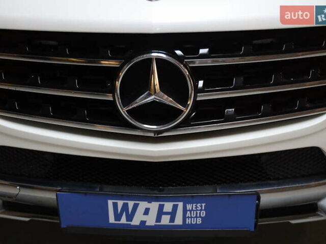 Белый Мерседес М-Класс, объемом двигателя 0 л и пробегом 167 тыс. км за 21000 $, фото 9 на Automoto.ua