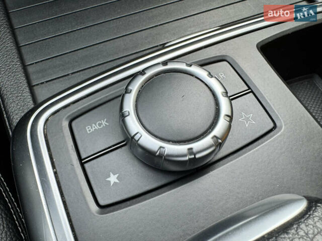 Білий Мерседес М-Клас, об'ємом двигуна 2.99 л та пробігом 199 тис. км за 27900 $, фото 66 на Automoto.ua