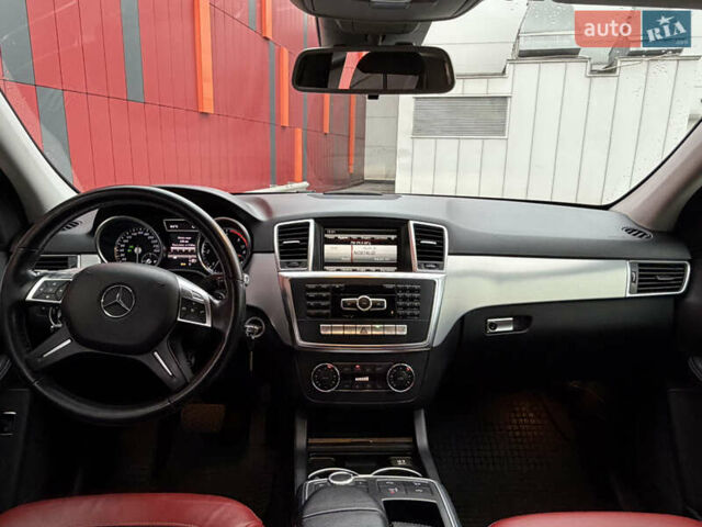 Білий Мерседес М-Клас, об'ємом двигуна 2.99 л та пробігом 217 тис. км за 20500 $, фото 16 на Automoto.ua