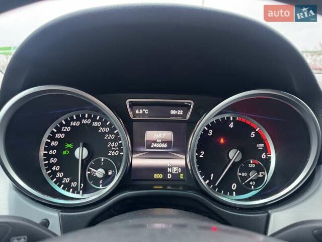 Білий Мерседес М-Клас, об'ємом двигуна 2.14 л та пробігом 246 тис. км за 20900 $, фото 30 на Automoto.ua