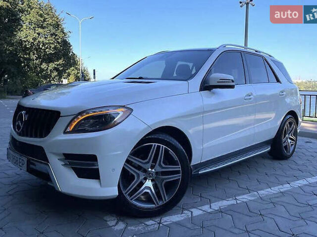 Білий Мерседес М-Клас, об'ємом двигуна 2.99 л та пробігом 242 тис. км за 23700 $, фото 21 на Automoto.ua