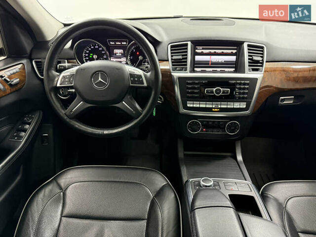 Белый Мерседес М-Класс, объемом двигателя 2.99 л и пробегом 160 тыс. км за 19900 $, фото 33 на Automoto.ua